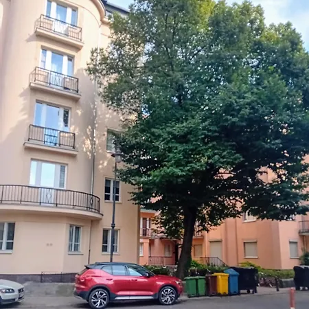 Metro Politechnika * Варшава